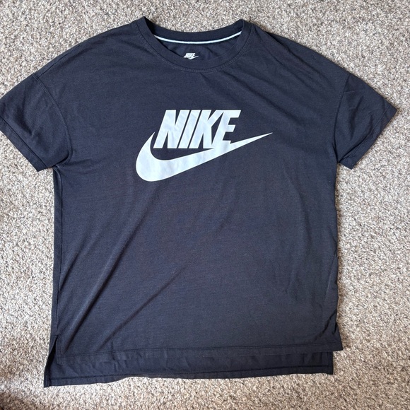 Nike Men's Black Short Sleeve Tee - Picture 1 of 5